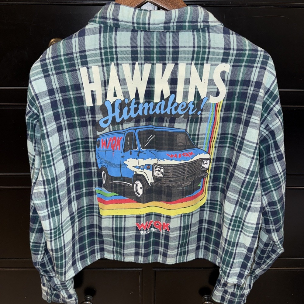 Stranger Things No Boundaries Cropped Flannel Shirt Teal Plaid Hawkins L (12-14)